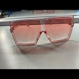 SUNGLASSES